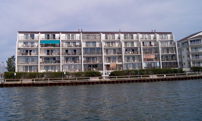 Ocean City Condo | Crab Cove On The Bay 406-Baywater 3rd St,Free WiFi,Pool,Elev,W/D,AC