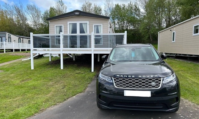 Ayr Cabin | Craig Taravan Sleeps 4 with Private Decking