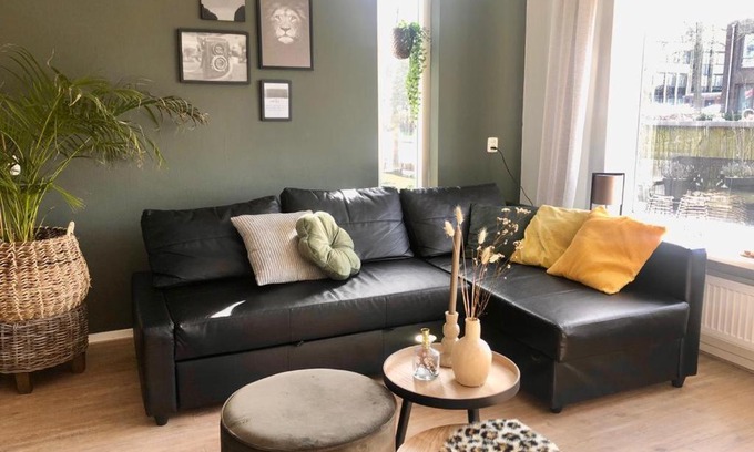 Hardenberg Apartment | Cramer's Corner