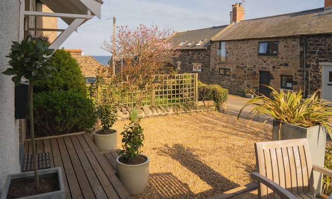 Craster Cottage | Craster Reach - a family friendly that sleeps 6 guests in 3 bedrooms