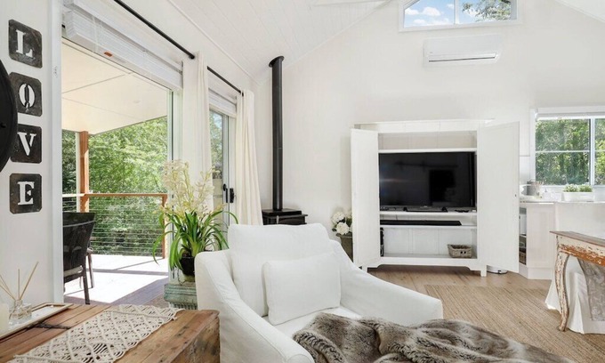 Leura House | Creek Cottage - Leura Couples Getaway