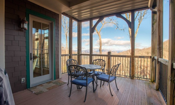 Mountain Air Villa | Creekside Haven- Club Access