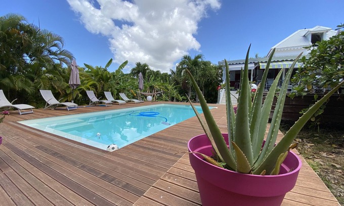 Saint-Francois Villa | Creole villa, large garden with trees and a private pool
