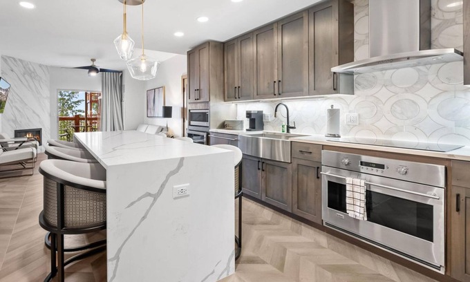Park City Condo | Crestview Chalet | Ski-In/Out Luxury Canyons Village Condo at Westgate Resort | A Nestique Property