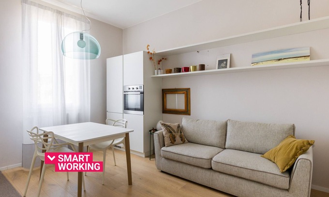 San Donato-San Vitale Apartment | Crociali Apartment by Wonderful Italy