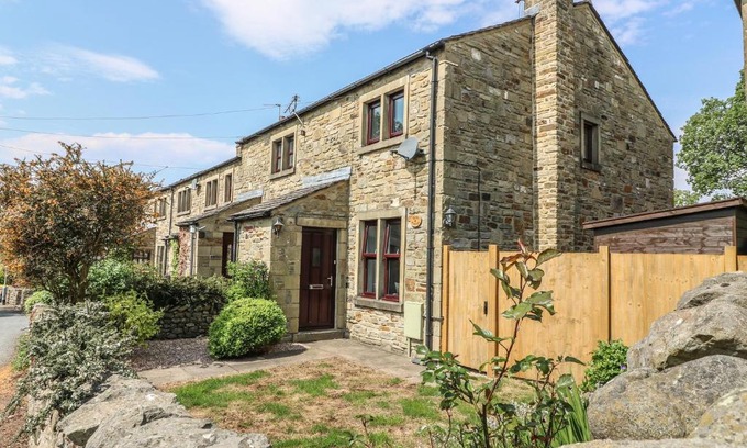 Long Preston House | Croft Cottage