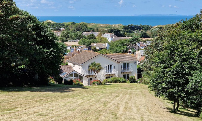 Croyde Cottage | Croft House - a house that sleeps 10 guests in 5 bedrooms