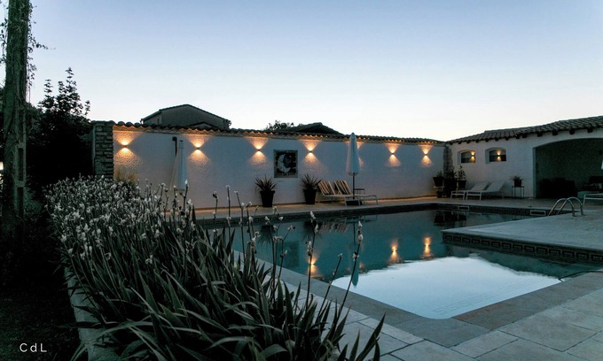 Bagard House | Croissant de Lune