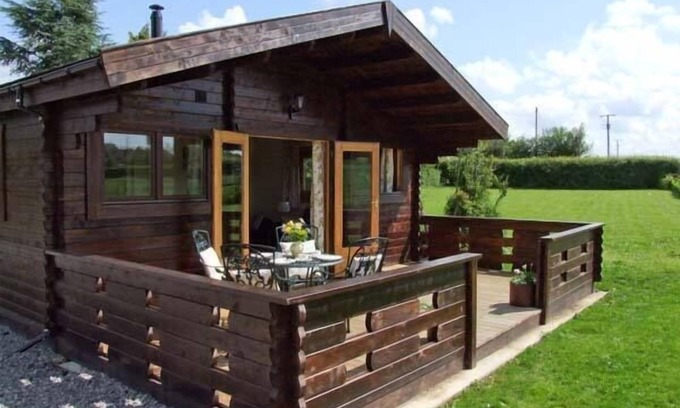 Pershore Cottage | CROPVALE LODGE, pet friendly, luxury holiday cottage in Pershore