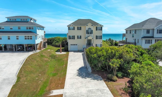 Emerald Isle House | Cross Pointe, Oceanfront House in Emerald Isle, NC!