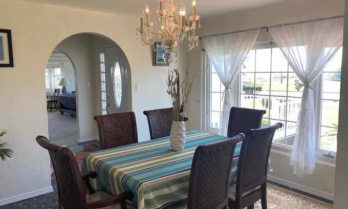 Crescent City House | Crystal Palace! Steps to beach!