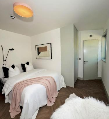 Anerley House | Crystal Palace Stylish Large Ensuite Double Room