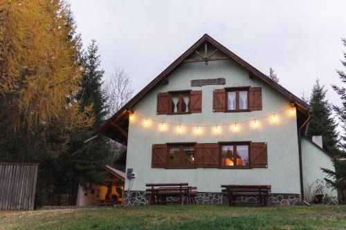 Siculeni Villa | Csalóka kulcsosház