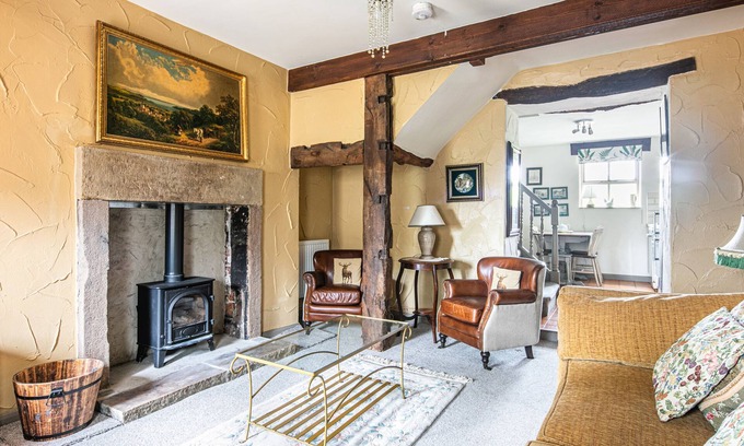 Bakewell Cottage | CUCKOO, pet friendly, character holiday cottage in Bakewell