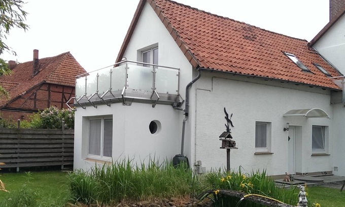 Region Hannover District Apartment | Cultivation in a quiet southern location on the outskirts to Deister