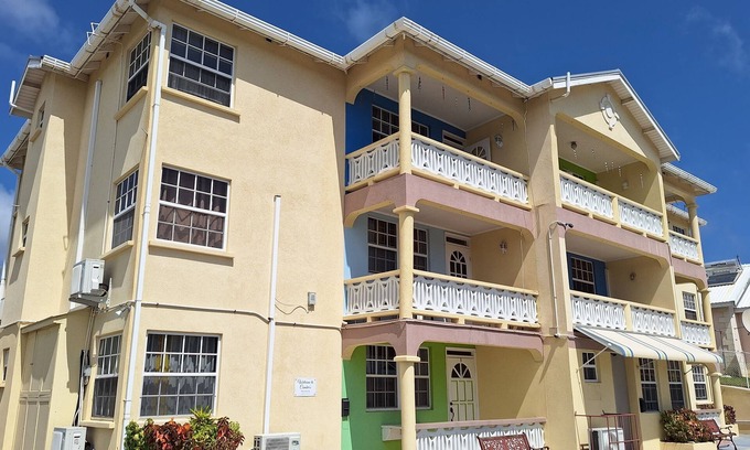 Keizer Hill Apartment | Cumber's Tropical Apartments