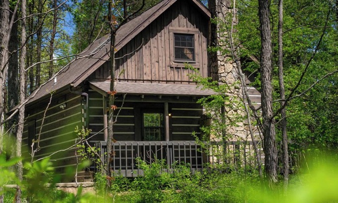Logan Cabin | Cumberland - Hosted by The Chalets