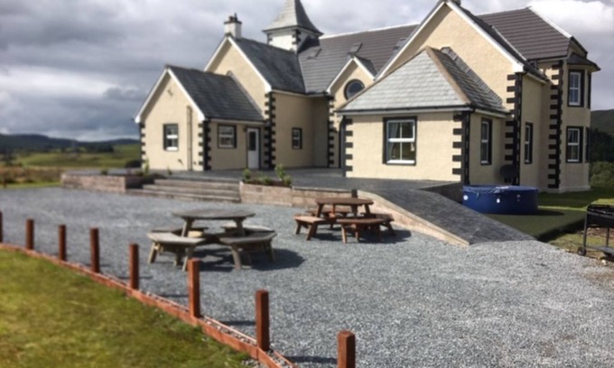 Saint John's Town of Dalry House | Cumnock Knowes Country House retreat