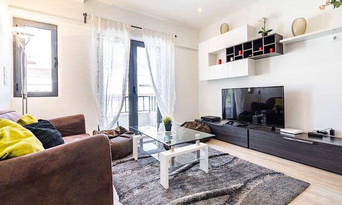 Sao Jorge de Arroios Apartment | Curl Apartment, garage, Wi-fi, balcony