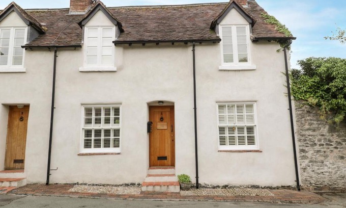 Much Wenlock House | Curly's Cottage