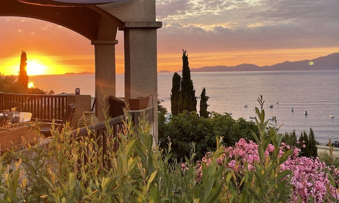 Portigliolo Villa | Custom-built, Large Villa 150m from the sea with private pool and majestic views