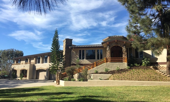 Fairbanks Ranch House | Custom LODGE EXECUTIVE HOME for Special Events and Rentals in Rancho Santa Fe !