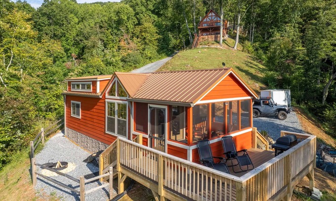 Whittier Cabin | Customer Appreciation Year! See Discount information in Ad