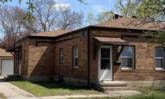 Fremont Apartment | Cute, Cozy& Clean! 1-bed apartment. Fast WiFi. Great for traveling worker!