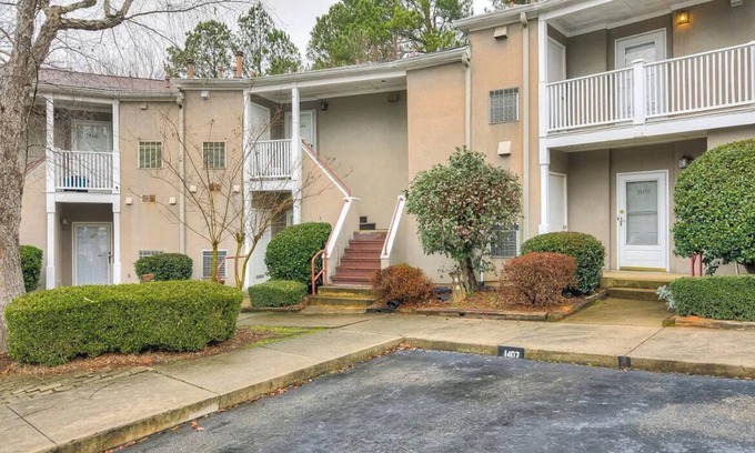 Augusta Condo | Cute & Cozy Condo!