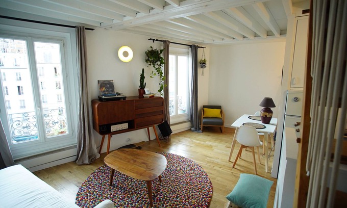 Belleville Apartment | Cute duplex in Paris Belleville, Village Jourdain