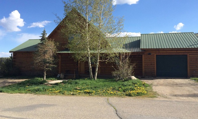 Crested Butte South House | Cute home in CB South, overlooking river, amazing views and fishing access!