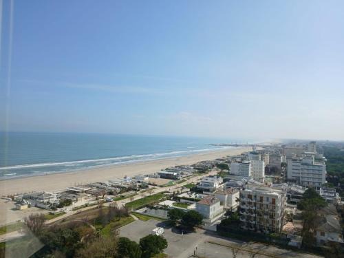 Milano Marittima Apartment | CV011 - Milano Marittima, trilocale fronte mare con vista esclusiva