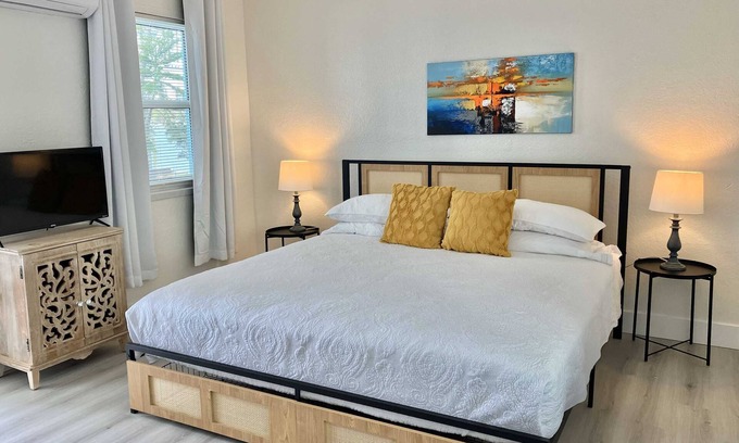Bay Esplanade Apartment | CWB Retreats at Bayside Villas - Studio 3