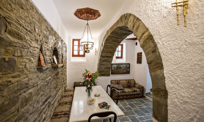 Tinos House | Cycladic Traditional Villa in Tinos!