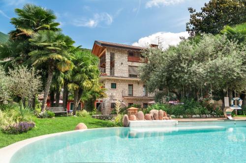 Arco Hotel | Da Gianni e Villa Annamaria