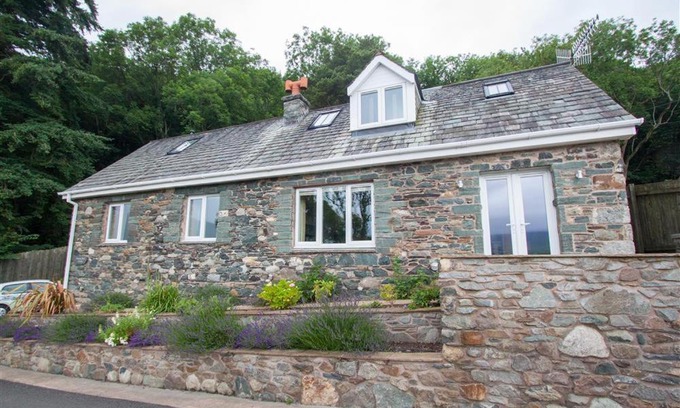 Keswick House | Dancing Beck Cottage