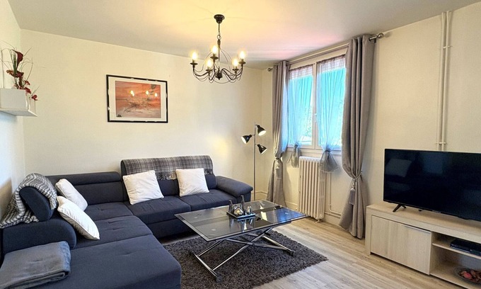 La Teste-de-Buch Apartment | Dans la forêt de Pin by Interhome