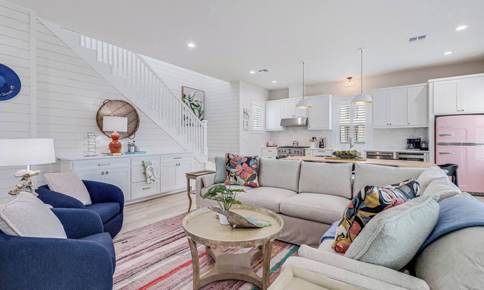 Port Aransas Cottage | Darling Home w/Cottage Details+Great Amenities at Cinnamon Shore South