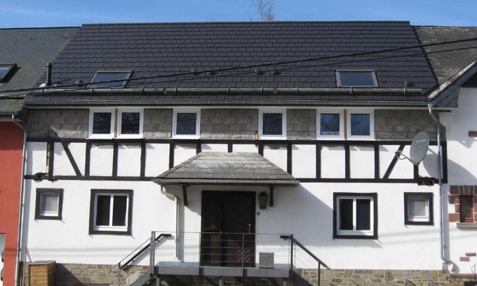 Buellingen House | Das Kleine Glück