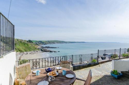 West Looe House | Dawn End