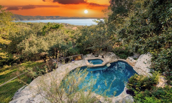 Comanche Trail House | Dawson by AvantStay | Serene Austin Home w/Pool & Close to Lake Travis