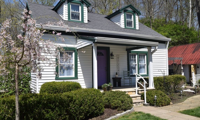 Colerain Township Cottage | Day's End Cottage: Peaceful, Charming & Clean. No cleaning fee!