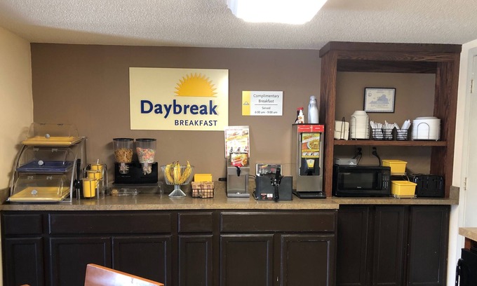 Tappahannock Hotel | Days Inn by Wyndham Tappahannock