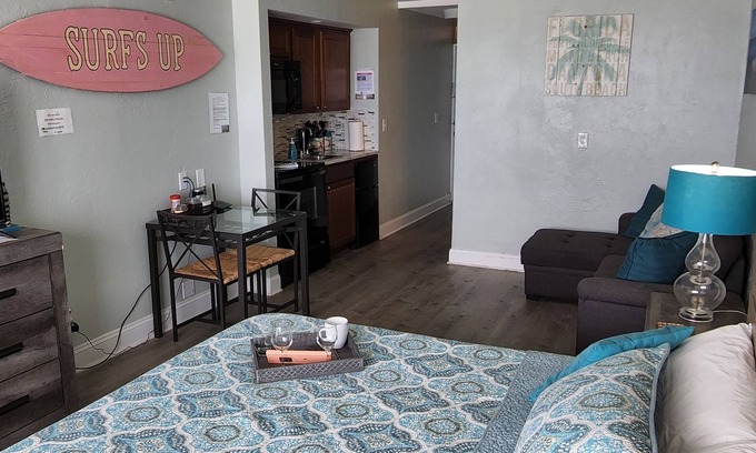 Halifax Estates Condo | Daytona Breeze Ocean Front Studio
