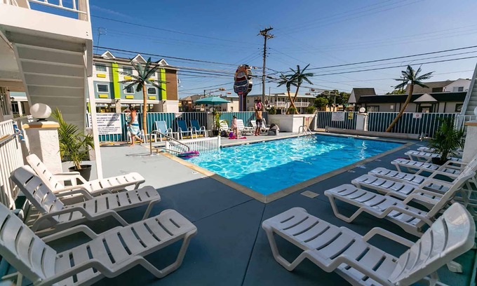 Wildwood Hotel | Daytona Inn - Two Bedroom Family Apartment - (Cross street to use pools)