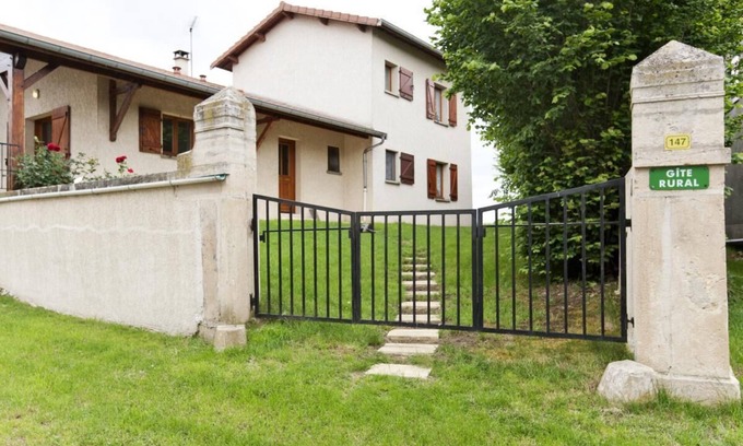 Civrieux House | de Bernoud - Civrieux