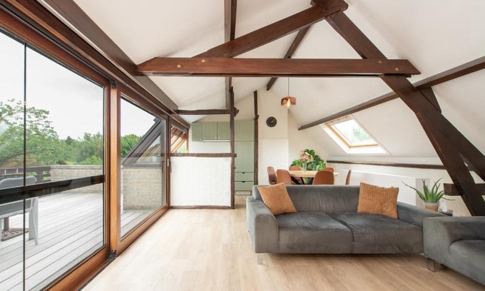 Oeren House | De Burg