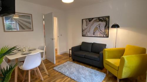 Bedford Apartment | De Parys Self-Catering Flat 2 in Bedford