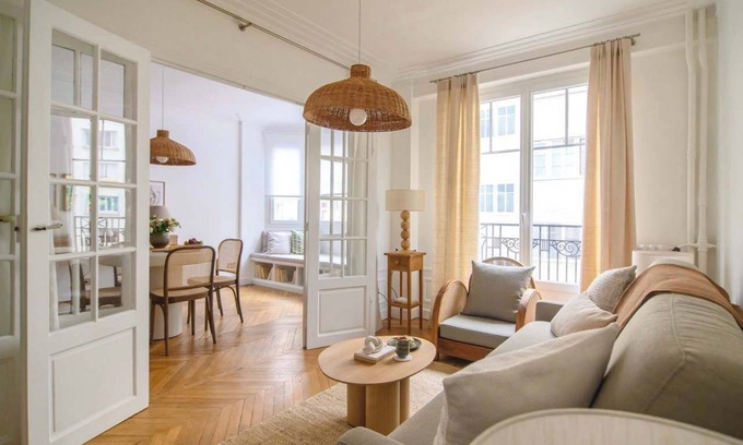 Quartier Sainte-Marguerite Apartment | Deco St Antoine Summa