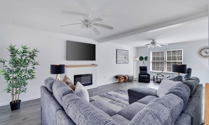 Albrightsville House | Deer Alley |Game Room, Fire Pit, Amenities